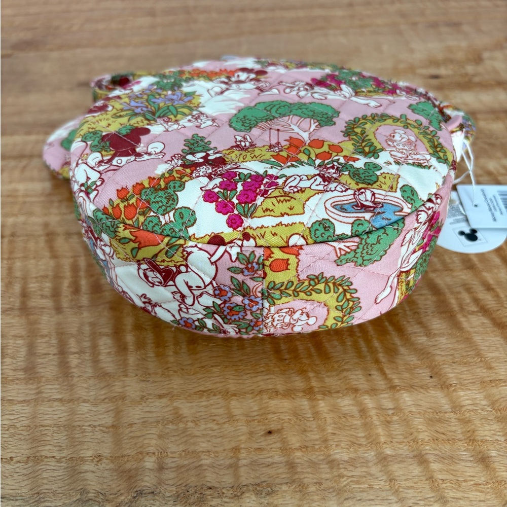Vera Bradley Mickey - Picture 4 of 4